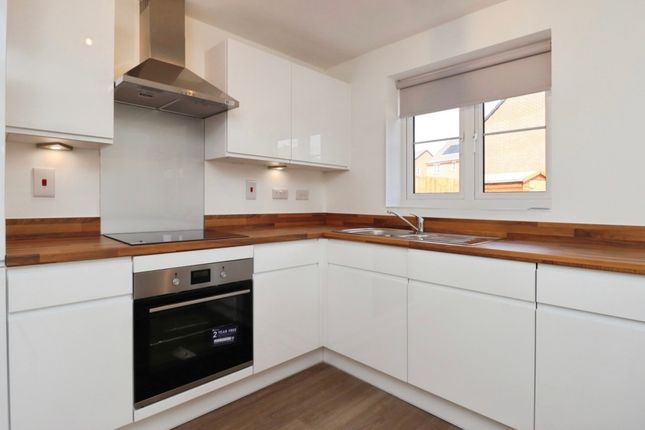 7, Fairburn Close, Market Harborough photo 2
