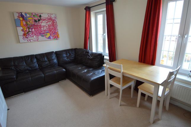 19, Paprika Close, Manchester photo 2