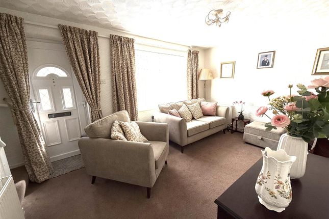 24, Coppice Road, Rugeley photo 3