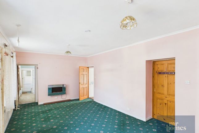 5-7, Twyncarn Road, Newport photo 3