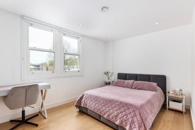 Flat for sale in Entwistle Terrace, St. Peter's Square, London