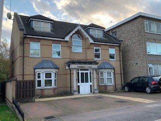 2 Bed Flat To Rent Matlock Court, London E18