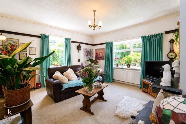 17, Colne Road, Trawden photo 4