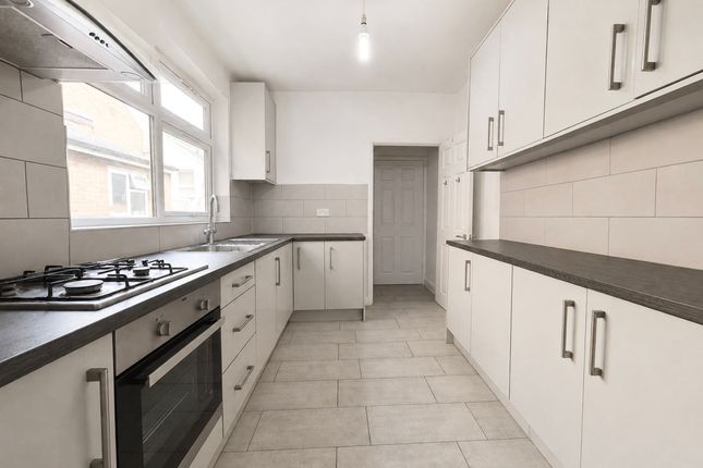 10 Bonsall Street, Leicester photo 4