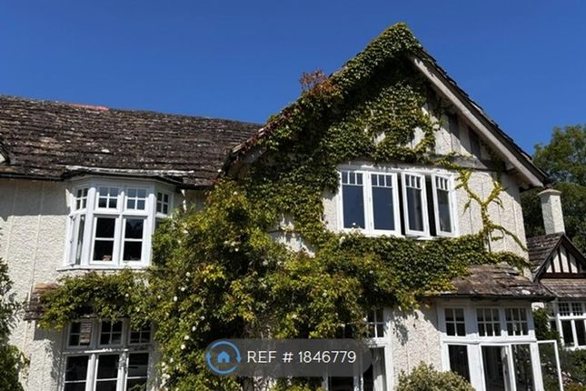 Main En Suite Bedroom Top Right