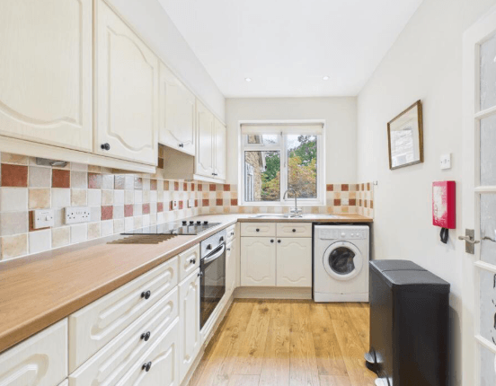 2 Bed Flat