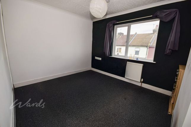 39, Charter Street, Gillingham photo 5