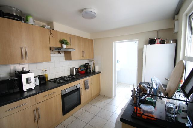 78, Chesterton Terrace, London photo 5
