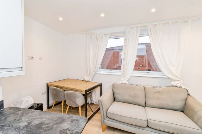 Flat 24, Lance House, 16-18, Upper Banister Street, Southampton photo 4