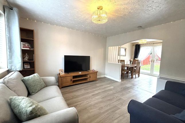 7, Pytchley Close, Luton photo 2