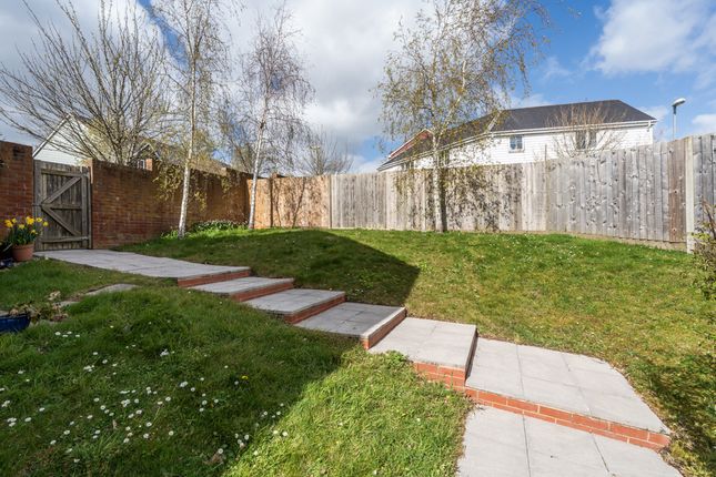7, Bedford Drive, Fareham photo 3