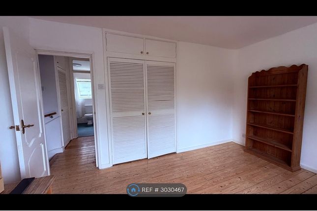 Heath View, London photo 5