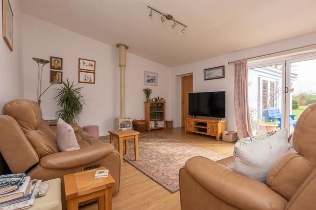 18, Beckmeadow Way, Mundesley, NR11 photo 4