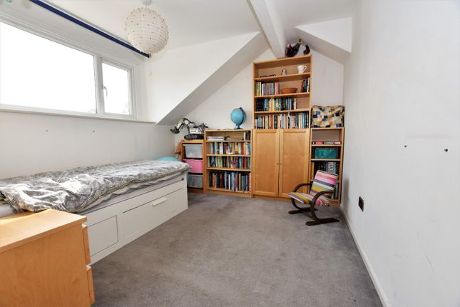 Bedroom Two.Jpg