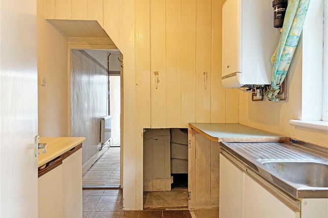 96, Finchley Road, IPSWICH photo 4