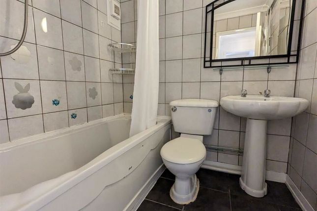 Flat for sale in Kersal Road, Prestwich, Manchester