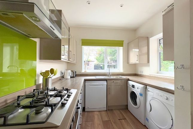 Room 1, 89 Long Lane, Kent photo 5