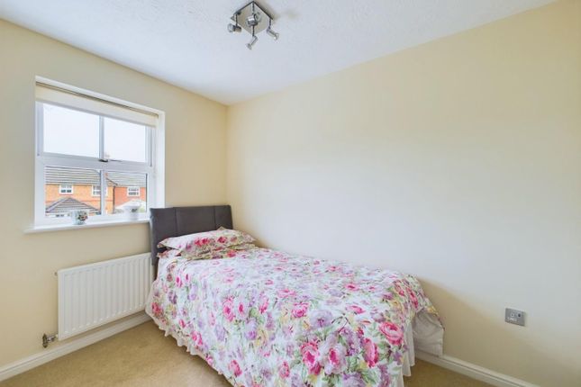 Town house for sale in Southfield Close, Aldridge, Walsall