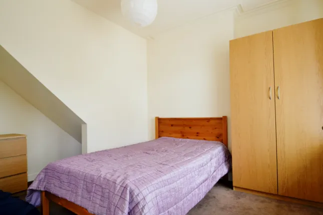 3, Gristhorpe Road, Birmingham photo 4