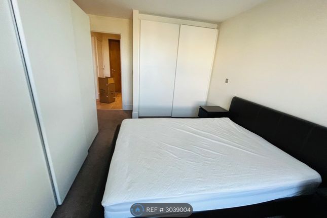 Flat, A St Lukes Avenue, London photo 5