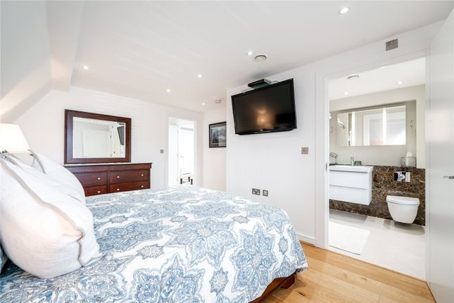 Detached house for sale in St. Lukes Yard, London