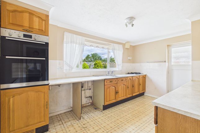 14 Scotney Way, Huntingdon photo 4