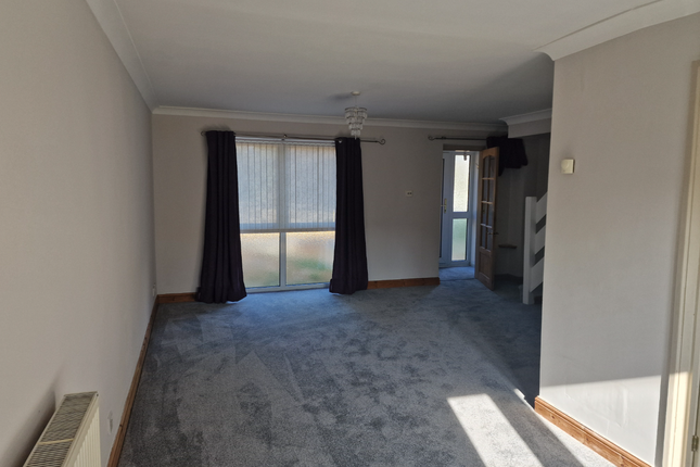 11, Webster Close, Thame photo 2