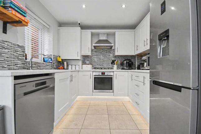 2, Troon Close, Corby photo 4