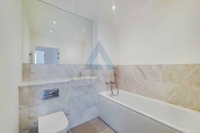 39, Audax Heights, 11 Olympic Park Avenue photo 4