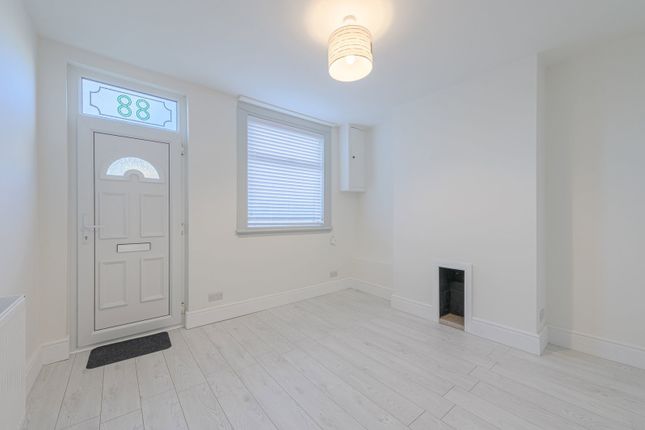 88, Queen Street, Burntwood photo 3