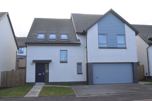 Thumbnail Detached house for sale in Forth Crescent, Bo'ness, West Lothian