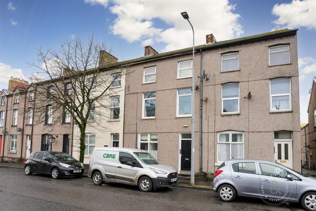 Flat for sale in Clive Street, Cardiff