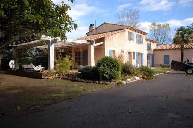 Detached house for sale in Cogolin, 83310, France