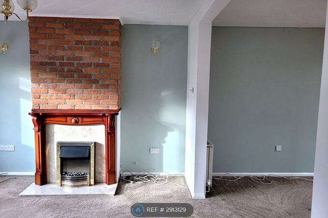 Penrose Close, Coventry photo 4