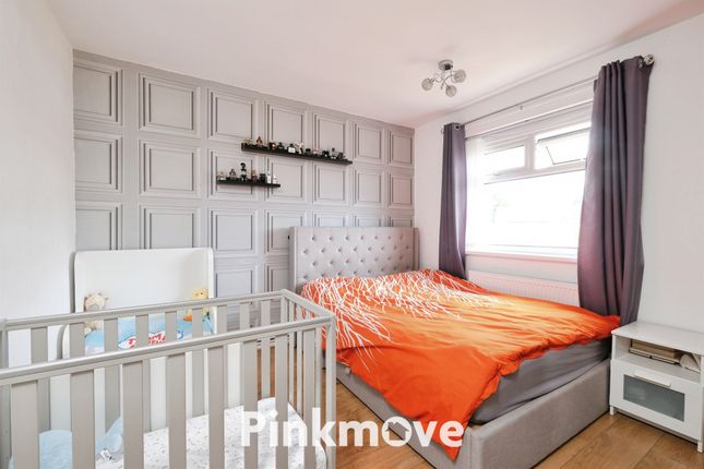 352, Monnow Way, NEWPORT photo 2