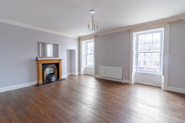 Flat B,, 53 High Street, Angus photo 4