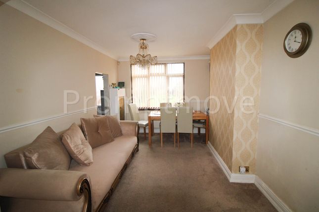 Carisbrooke Road, Luton photo 3
