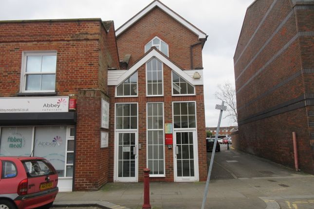 Thumbnail Office to let in First And Second Floor Offices, 73 Guildford Street, Chertsey