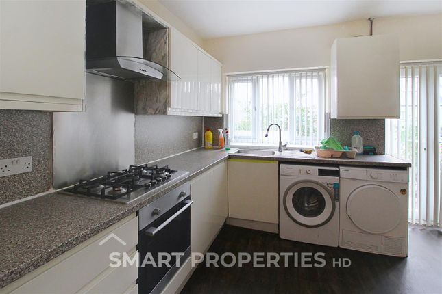 117, Springdale Street, Huddersfield photo 4