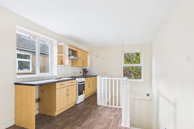 2-Bedroom Flat To Rent In Grimsby