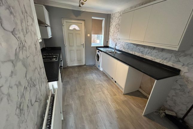 29 Fir Tree, Shildon photo 3