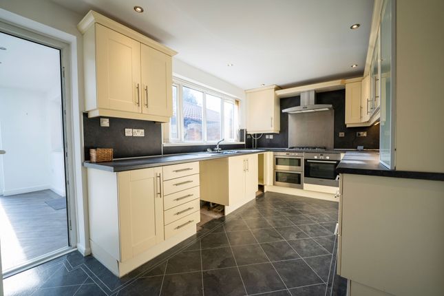 23 Eaton Grange Drive, Nottingham photo 4