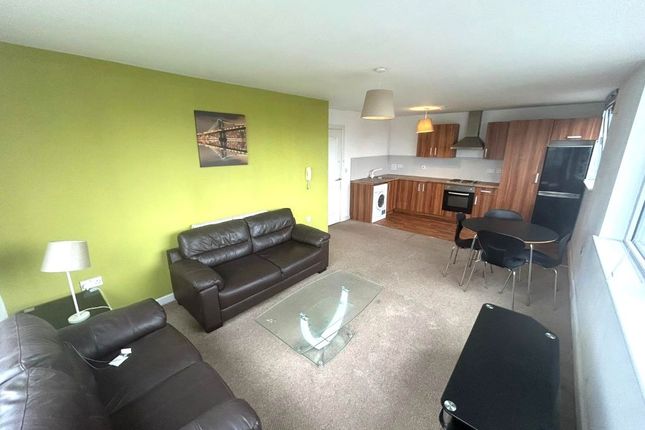 2 Bedroom Flat in L3 2BP