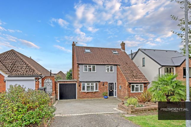 Thumbnail Detached house for sale in Goldings Rise, Loughton