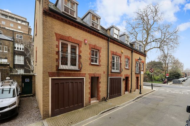 Thumbnail Detached house for sale in Chenies Mews, London
