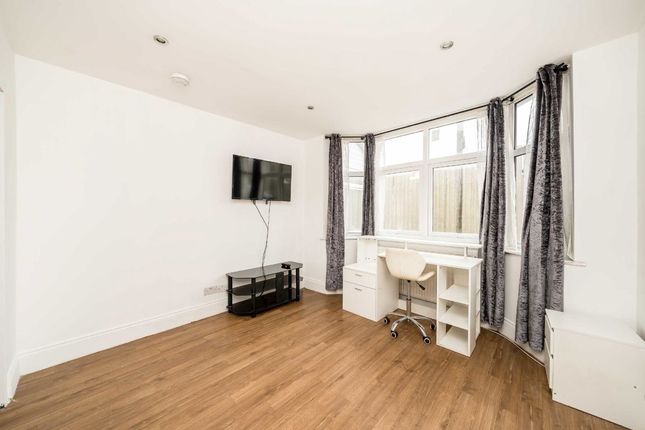 97, Dallas Road, London photo 4