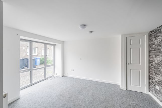 62a, Queen St, Clackmananshire photo 4