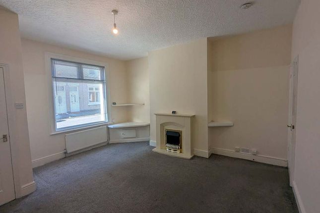 31 Thirlmere Street, Thirlmere Street, Hartlepool, Hartlepool photo 2