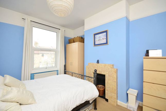 3-bed house on Franklyn Road, NW10, Willesden, £575,000