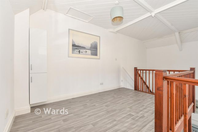 Alexandra Mews, Alexandra Road, Sheerness photo 4